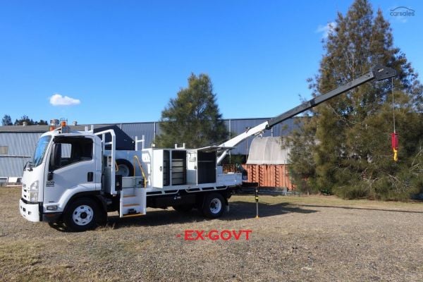 2015 Isuzu F Series FRR 500 AMT Auto image