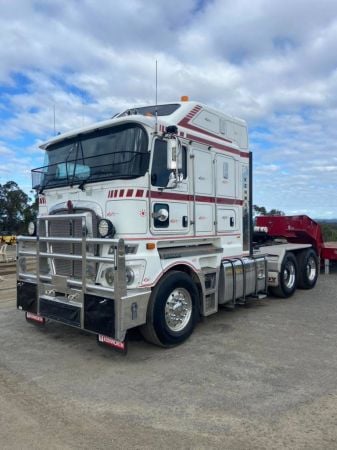 2018 Kenworth K200 BIG CAB Prime Mover image