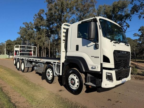2026 ISUZU FYJ 320-355 image