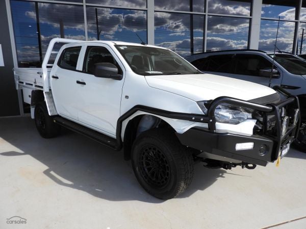 2026 Isuzu D-MAX SX Auto 4x4 MY25.5 image