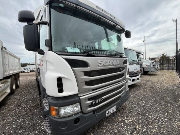 2016 SCANIA P310 Refrigerated image