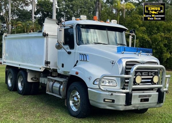 2008 Mack Granite Tandem Tipper Truck, E.M.U.S TS966 image