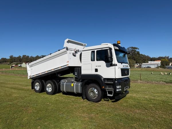2025 Sinotruk SITRAK G7 Tipper image