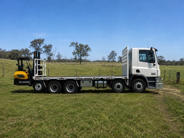 2012 DAF CF75 8x4 + New LOADMAC 225(2.5T) & 8 Metre steel tray image