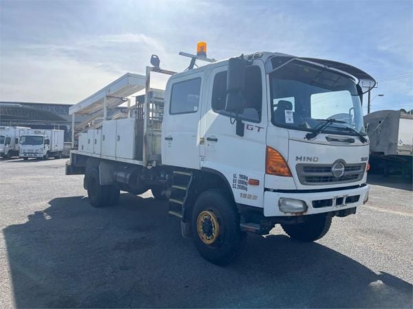 2010 Hino 500 Series Dual Cab Tray Top GT1322 image