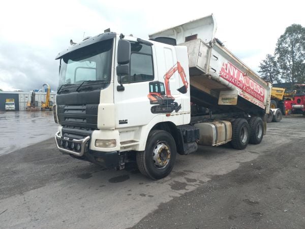 2004 DAF CF 85 Series Tipper CF 85 image