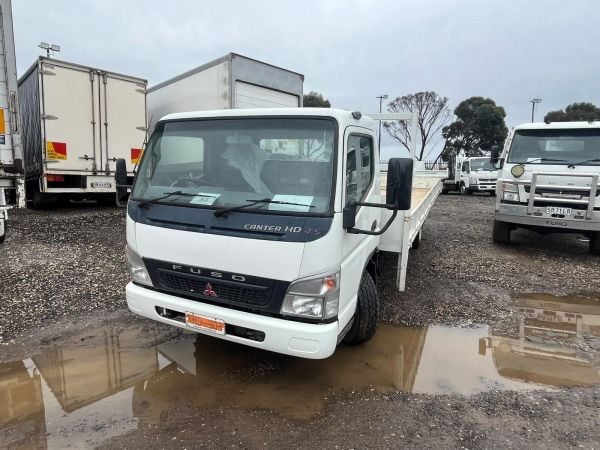 2006 MITSUBISHI FUSO CANTER 4.5 Flatbed image