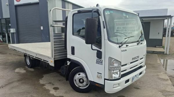 2008 ISUZU NNR200 image