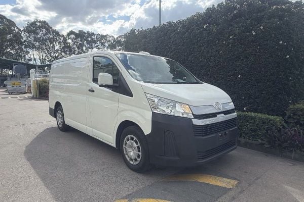 2024 Toyota Hiace GDH300R LWB image