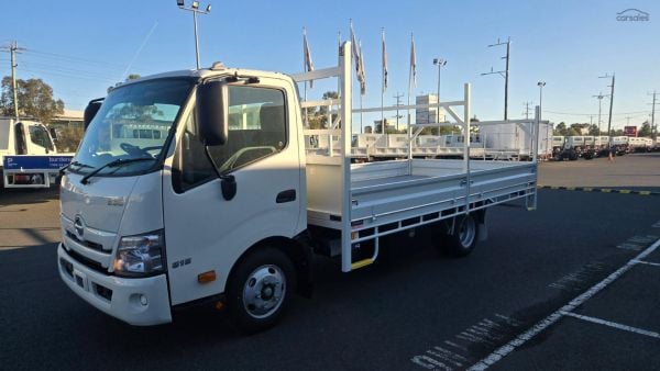2025 Hino 300 Series 616 IN STOCK READY image