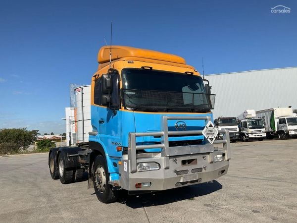 2014 UD GW 26 470 Prime Mover Day Cab image