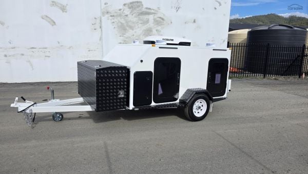 2026 McNeill Deluxe 4 berth dog trailer image