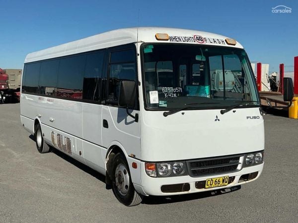 2017 Mitsubishi BE600 Rosa image