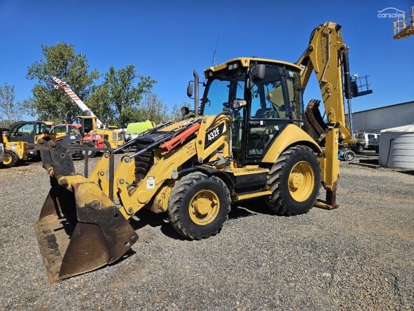 2014 Caterpillar 432F image