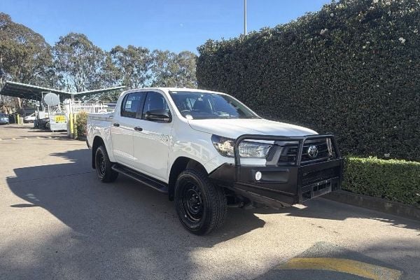2022 Toyota Hilux SR GUN126R 4X4 image