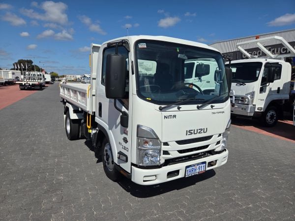 2022 Isuzu NMR60-150  Tipper AMT 3 Way Tipper image