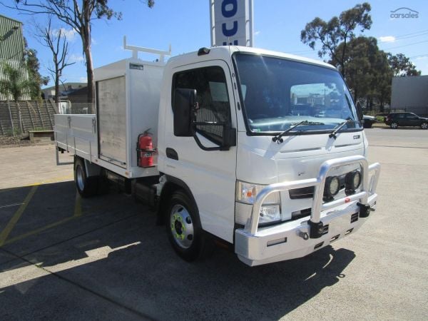 2018 Fuso Canter 815 image