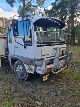 1996 Hino FD tailgate loader pantech truck image