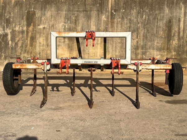 Yeomans L43 Plough image
