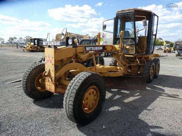 1993 MITSUBISHI MG100 GRADER image