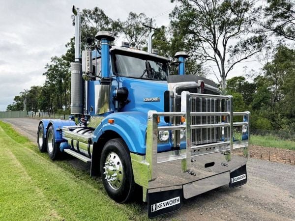 2007 KENWORTH T404SAR CUMMINS GEN 2 18SP 90T RATED image