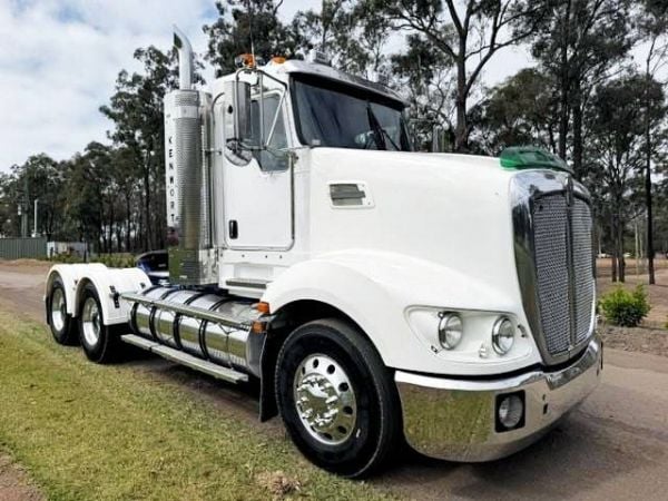 2012 KENWORTH T609, CUMMINS ISX 550HP, 18SP, 97T RATED image
