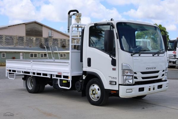 2022 Isuzu N Series NNR 45-150 Steel Drop Side Tray image