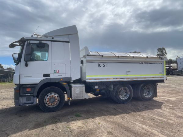 2016 Mercedes-Benz ACTROS 2644 Tipper image