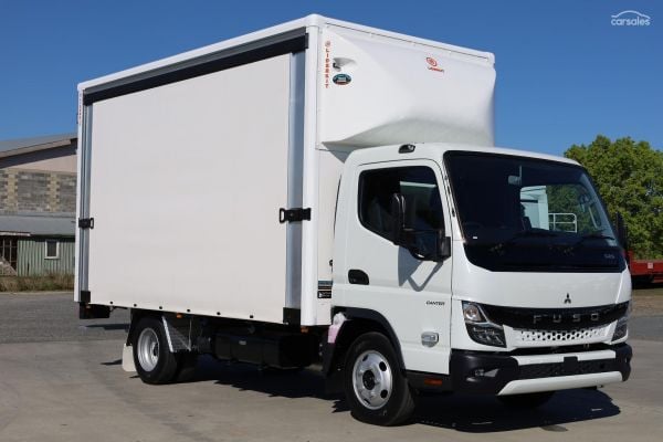2026 Fuso Canter 515 Curtain EasySlider 3 Pallet image