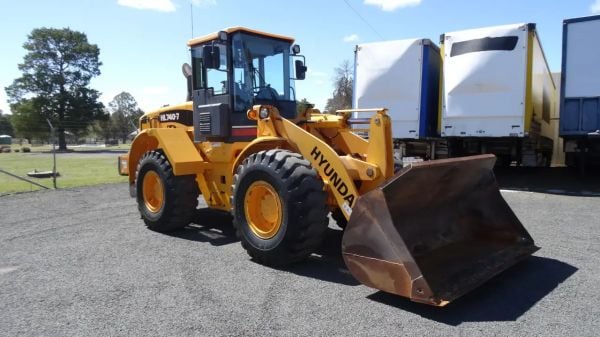 2005 HYUNDAI HL740-7 image