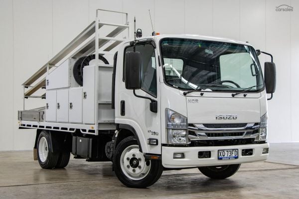 2018 Isuzu N Series NQR 87/80-190 ISUZU NQR SERVICE TRUCK image