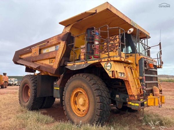 2007 Komatsu HD605-7 image