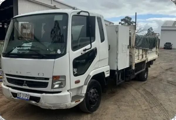 2009 Mitsubishi FK600 Tipper image