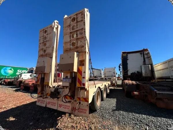 2024 Howard Porter HP-TRI470 Semi Trailer (KARRATHA) image