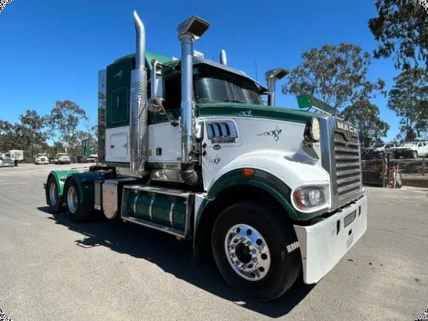 2017 Mack Trident 535 6x4 Prime Mover image