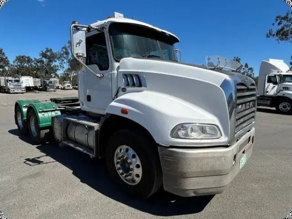 2016 Mack Granite 500 6x4 Prime Mover image