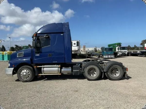 2013 Iveco Power Star 450 6x4 Prime Mover image