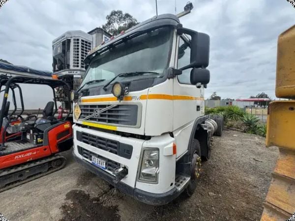 2009 Volvo FM (8x4) Cab Chassis *Mechanical Issues* (Ex-Mine) *Unreserved* image