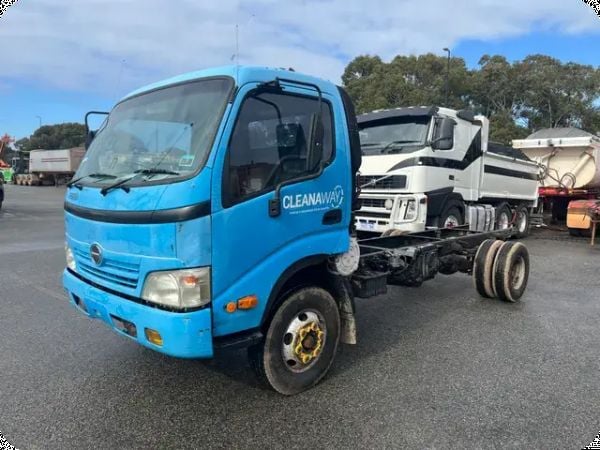 2007 Hino 300 4x2 Cab Chassis image