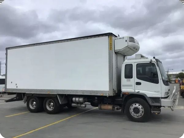 2002 Isuzu FVL 6x2 Refrigerated Pantech image