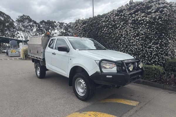 2022 Isuzu D-MAX SX 4X4 image