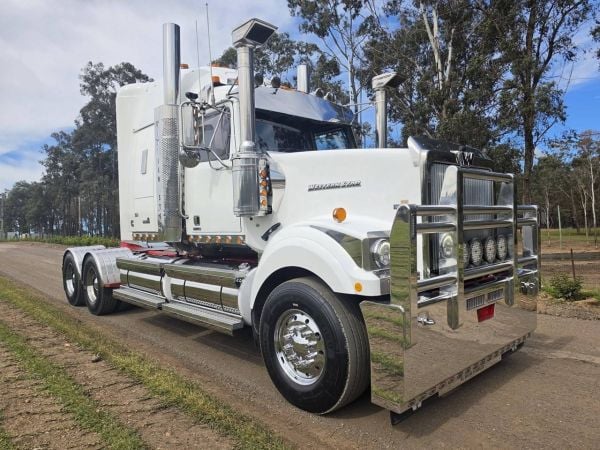 2013 WESTERN STAR 4900FX 106T RATED image