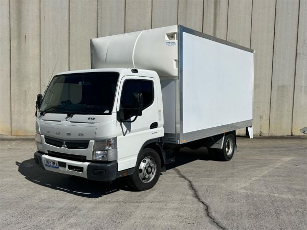 2019 MITSUBISHI FUSO CANTER PANTECH FE 815 7.5 MWB image