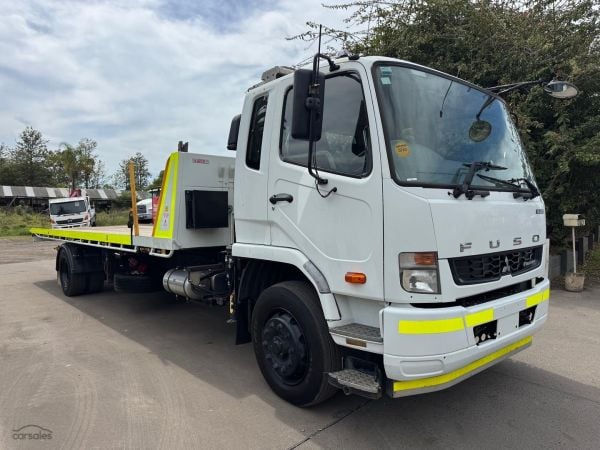 2015 Fuso Fighter 1627 image