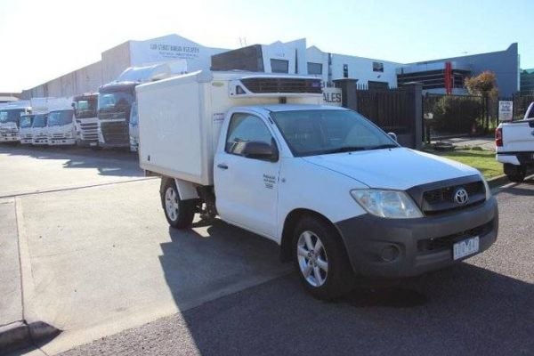 2010 Toyota Hiace image