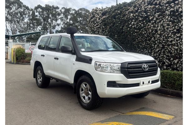 2017 Toyota Landcruiser GX VDJ200R image