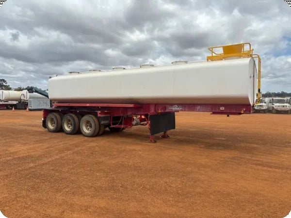 2019 TriStar Tri-Axle Water Tanker image