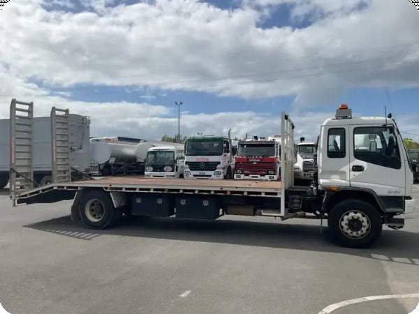 2006 Isuzu FVR900T 4x2 Tray Truck image