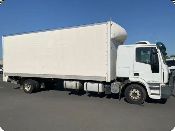 2015 Iveco Eurocargo 160E28 4x2 Curtainsider image