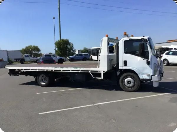 2008 Isuzu NQR 4x2 Tilt Tray image